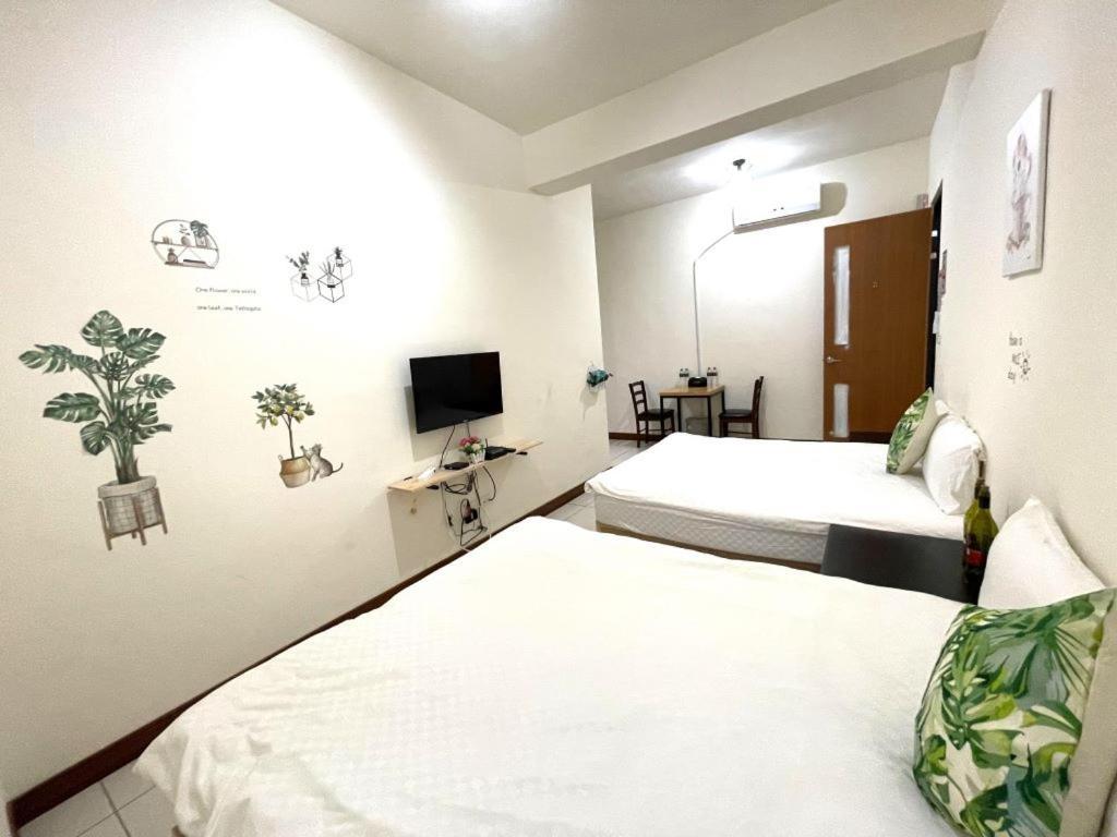 二街窩窩電梯民宿花蓮車站東出口second Street Nest Hostal Hualien Exterior foto