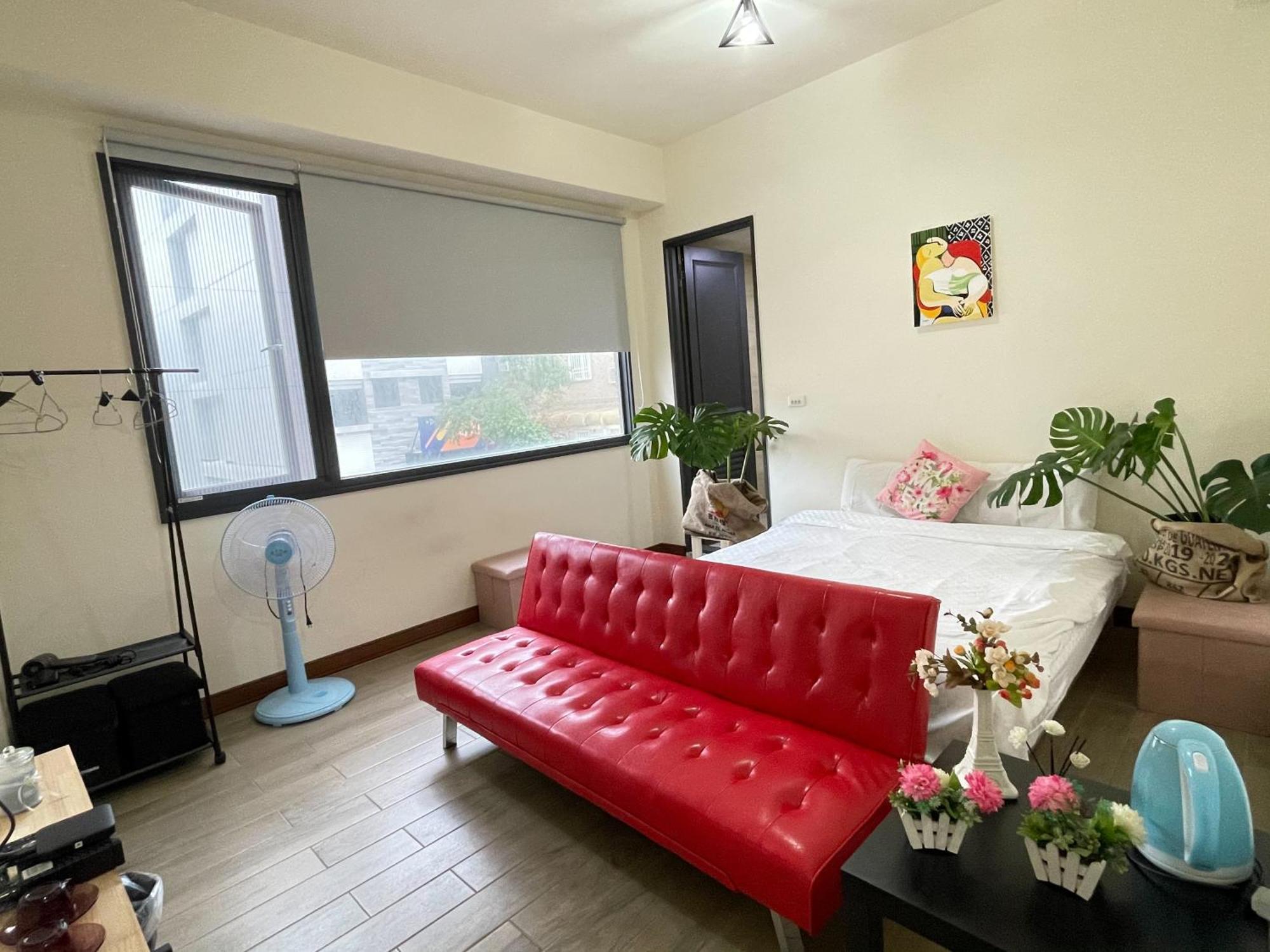 二街窩窩電梯民宿花蓮車站東出口second Street Nest Hostal Hualien Exterior foto